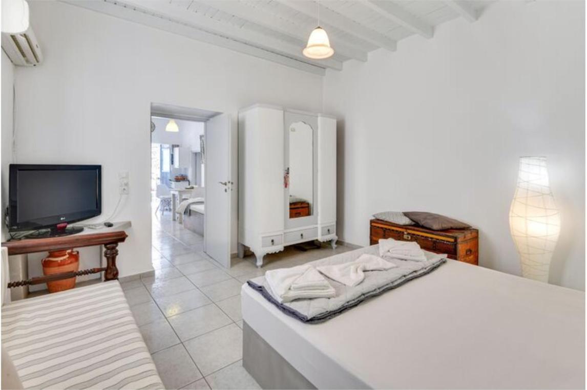Traditional Cycladic House Tripiti Exteriör bild